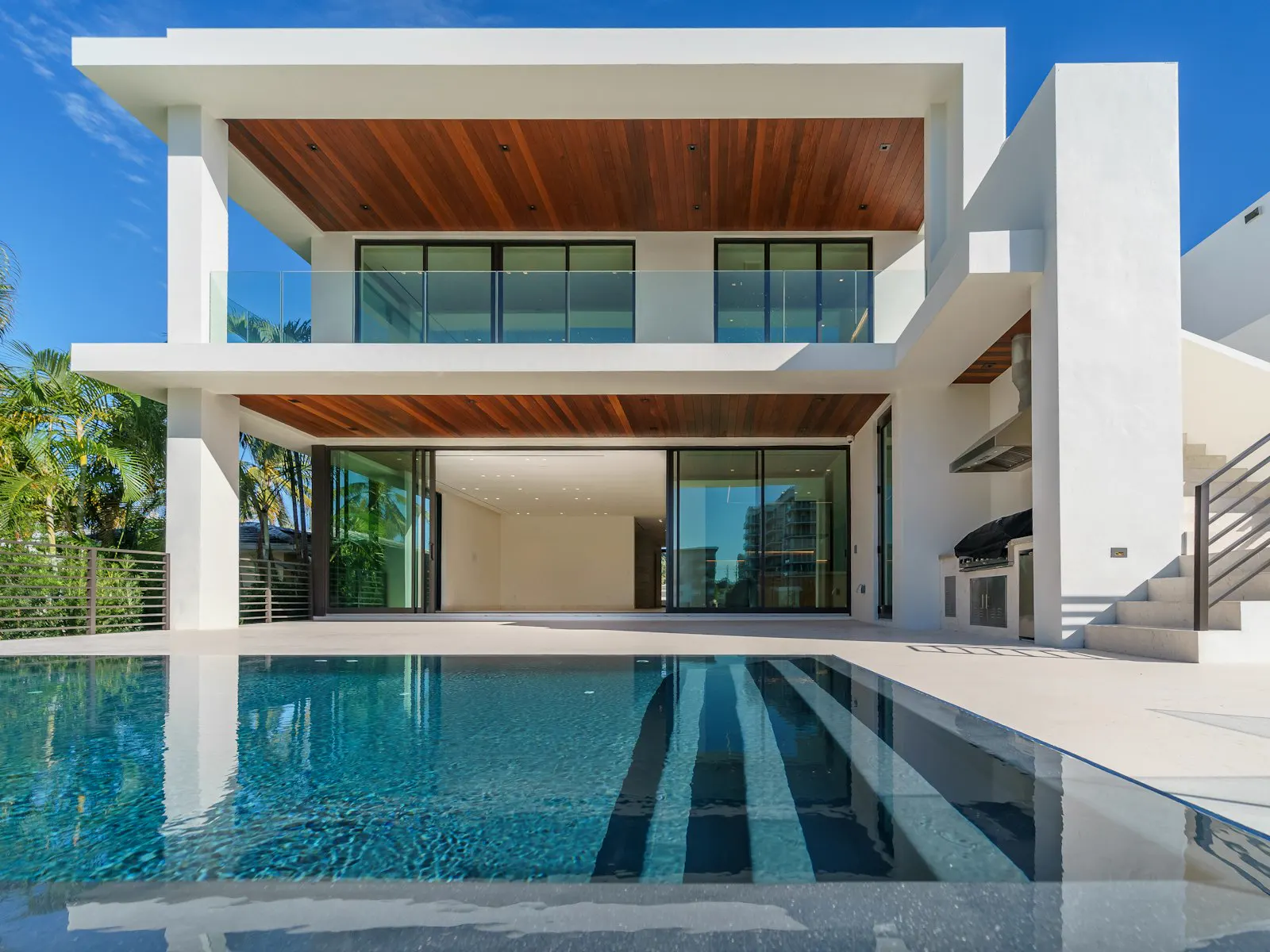 Piscine Interrate e Fuori Terra – foto di categoria