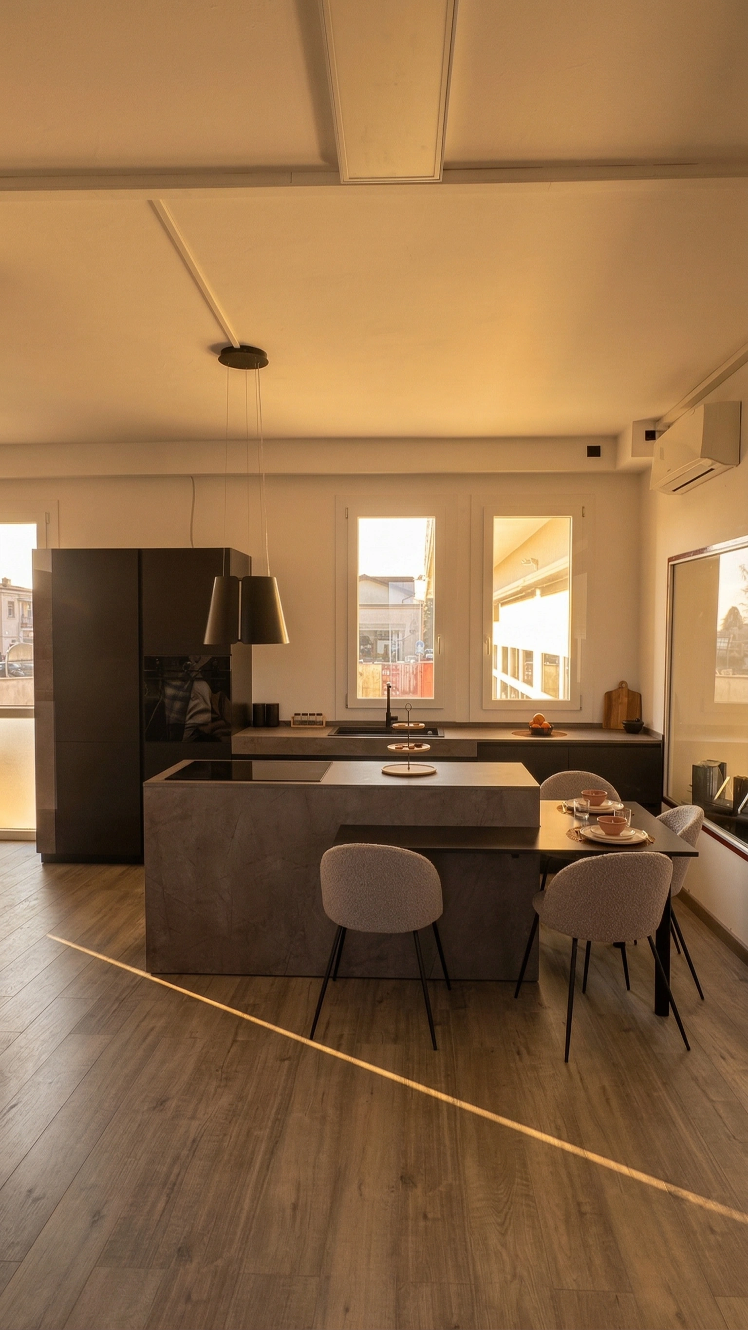 Cucina moderna nello showroom Mood Abitare